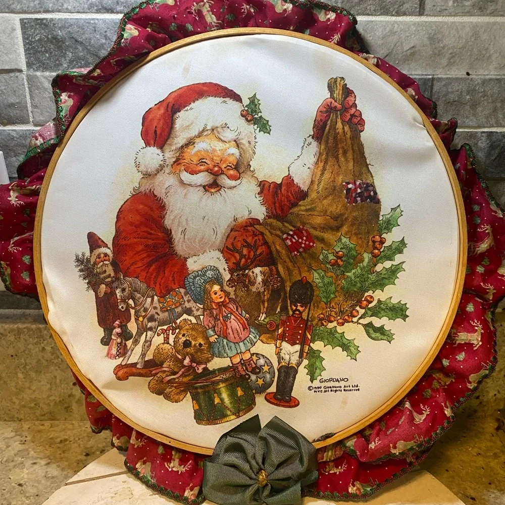 Santa Claus Holiday Decorative Cushion‎